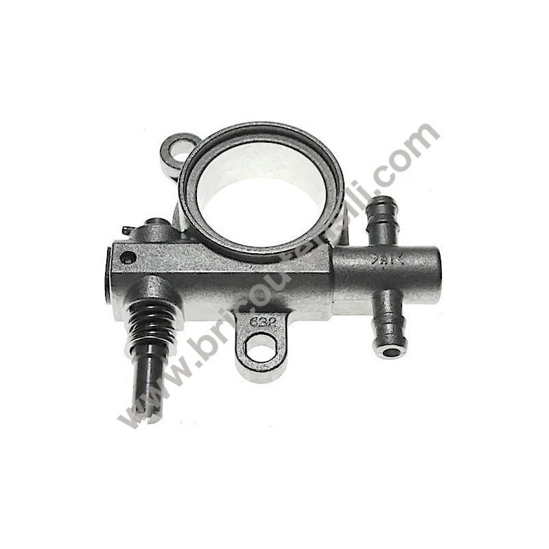 Pompa Olio per Motosega Makita DCS230T