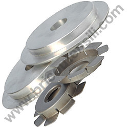 Flanges for Non-Woven Wheels