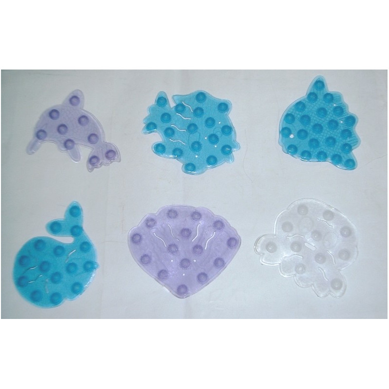 Non-slip molds for bath