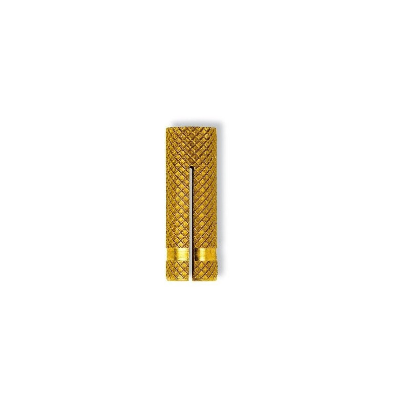 Brass plug with expansion