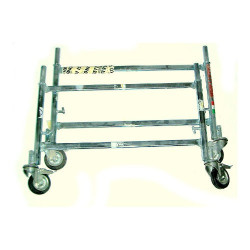 Base with wheels for scaffolding Titan