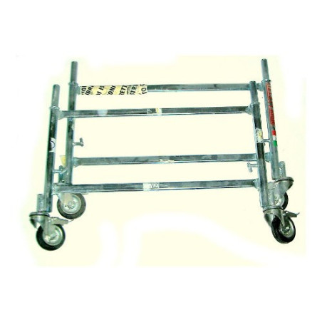 Base with wheels for scaffolding Titan