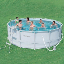 Piscina Steel Pro Frame cm 549x132h